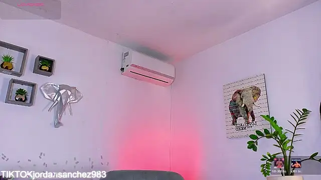 JordanSmiith  online show from February 2026 08:10:02 PM