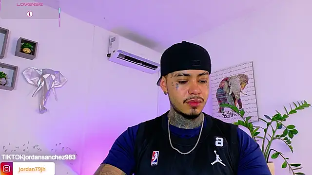 JordanSmiith  online show from May 2026 08:59:02 PM