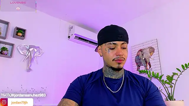 JordanSmiith  online show from May 2026 09:00:01 PM
