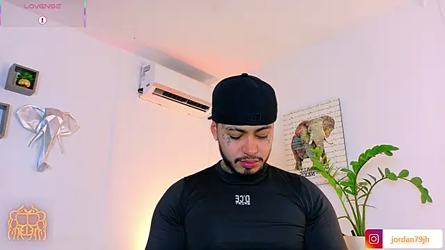 JordanSmiith  online show from July 2026 09:17:01 PM
