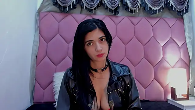 Linisprincehot69 online show from February 2025 12:59:01 AM