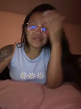 leila 22 online show from November 2025 09:06:02 AM