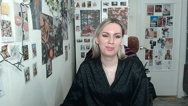 Snapshot of CapriScorpion chatting on January 2025 06:20:01 PM CapriScorpion online show from January 2025 06:20:01 PM