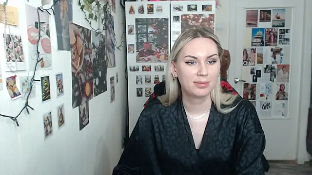 Snapshot of CapriScorpion chatting on January 2025 02:35:01 PM CapriScorpion online show from January 2025 02:35:01 PM