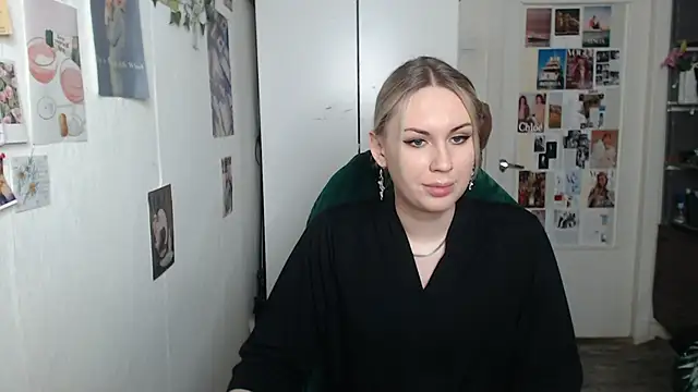 Snapshot of CapriScorpion chatting on February 2025 11:23:01 AM CapriScorpion online show from February 2025 11:23:01 AM