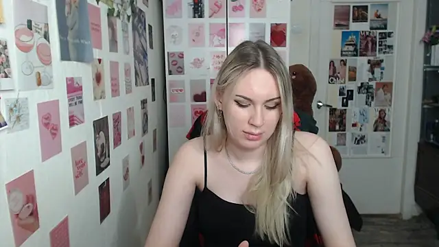 Snapshot of CapriScorpion chatting on February 2025 04:07:01 PM CapriScorpion online show from February 2025 04:07:01 PM