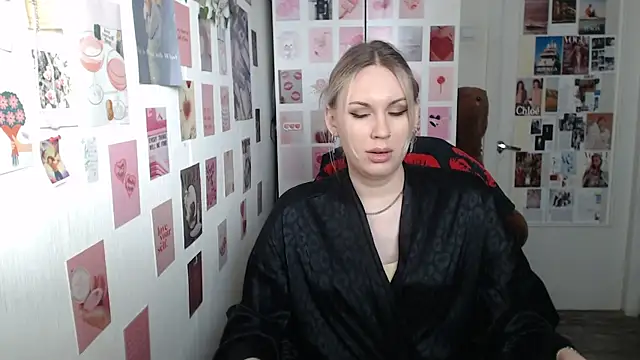 Snapshot of CapriScorpion chatting on February 2025 01:00:02 PM CapriScorpion online show from February 2025 01:00:02 PM