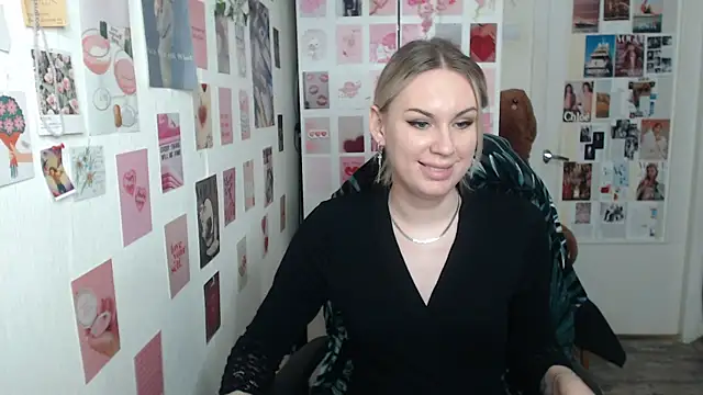 Snapshot of CapriScorpion chatting on February 2025 11:43:01 AM CapriScorpion online show from February 2025 11:43:01 AM