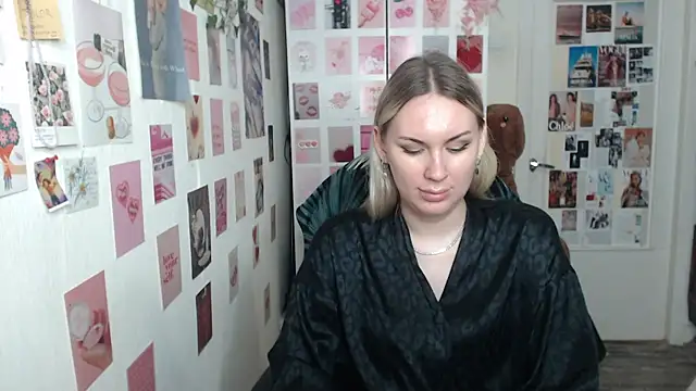 Snapshot of CapriScorpion chatting on March 2025 02:23:02 PM CapriScorpion online show from March 2025 02:23:02 PM