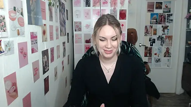 Snapshot of CapriScorpion chatting on March 2025 01:40:01 PM CapriScorpion online show from March 2025 01:40:01 PM