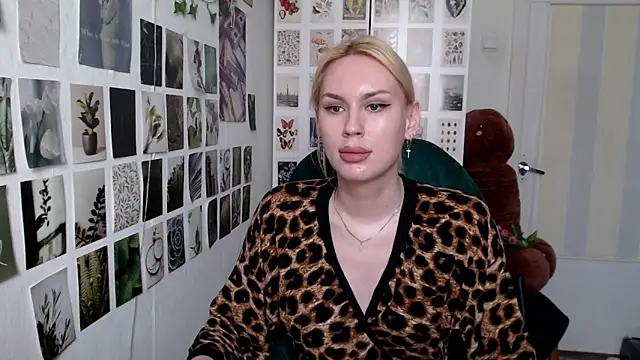 CapriScorpion online show from May 2026 11:26:02 AM