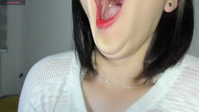 queen fetish online show from October 2025 10:29:01 AM