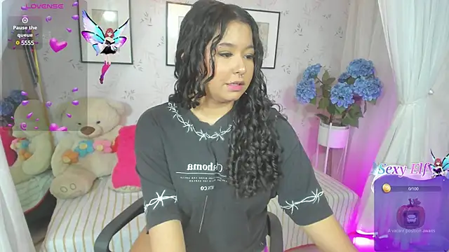 Atenea cuteee online show from December 2024 07:12:01 PM