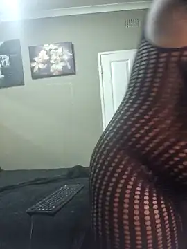 Bustygoddess32 online show from February 2025 09:48:01 PM