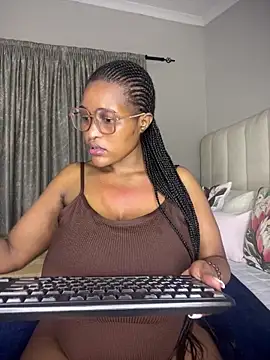 Bustygoddess32 online show from September 2025 11:15:01 PM