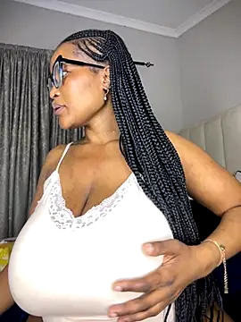 Bustygoddess32 online show from November 2025 10:13:02 PM