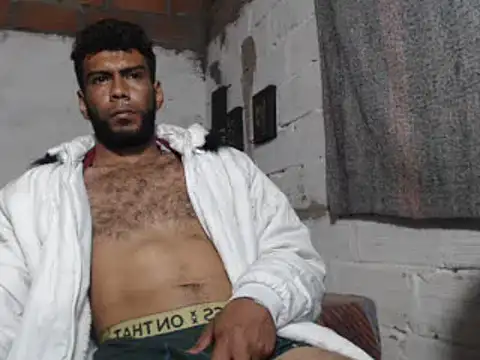 erik alexander online show from December 2024 09:39:02 AM