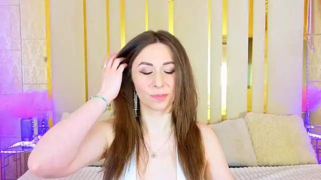 KimmmLi online show from May 2026 06:29:01 AM