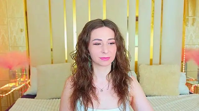 KimmmLi online show from May 2026 01:19:01 PM