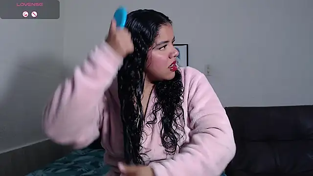 Snapshot of agata_22 chatting on December 2025 03:05:01 AM agata 22 online show from December 2025 03:05:01 AM