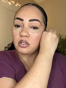 Snapshot of DestineeJayde chatting on January 2025 04:55:01 AM DestineeJayde online show from January 2025 04:55:01 AM