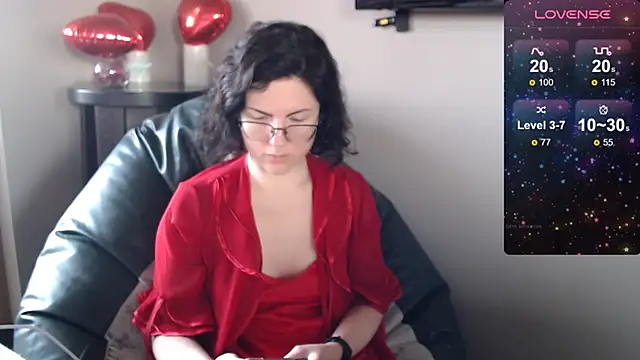 Snapshot of vaders_daughter chatting on February 2025 01:59:01 PM vaders daughter online show from February 2025 01:59:01 PM