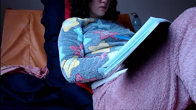 Snapshot of vaders_daughter chatting on November 2025 01:21:02 PM vaders daughter online show from November 2025 01:21:02 PM