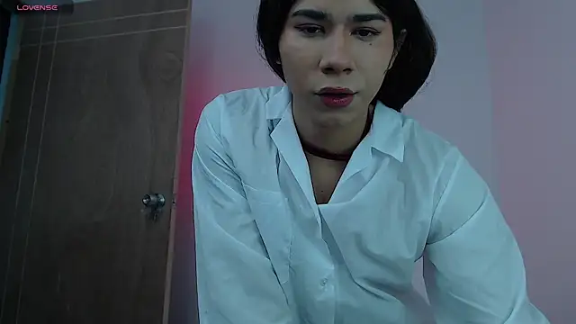 Moon Foxxy online show from July 2026 06:06:02 PM
