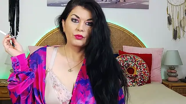 Snapshot of EllenGrace chatting on February 2025 10:59:01 PM EllenGrace online show from February 2025 10:59:01 PM