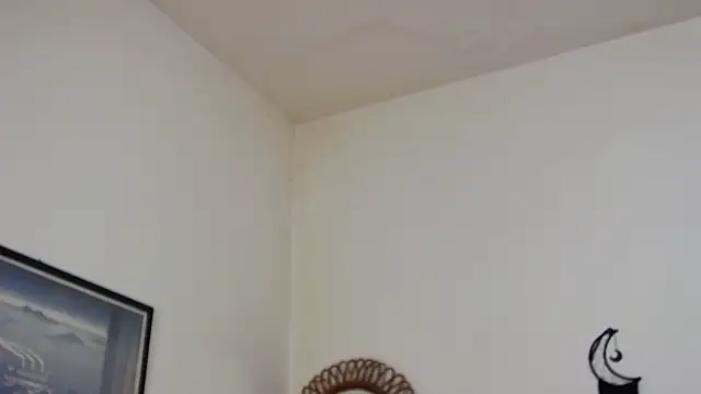 Snapshot of EllenGrace chatting on October 2025 07:47:02 AM EllenGrace online show from October 2025 07:47:02 AM