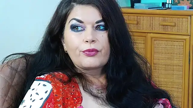 Snapshot of EllenGrace chatting on November 2025 09:01:01 AM EllenGrace online show from November 2025 09:01:01 AM