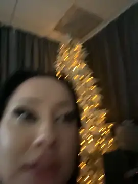 Snapshot of RollingGirls chatting on December 2025 01:09:02 PM RollingGirls online show from December 2025 01:09:02 PM