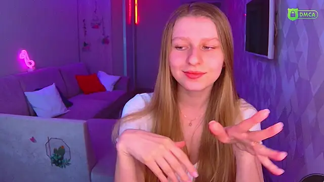 AmaliaQueen online show from February 2025 02:00:01 PM