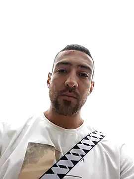 sebasxx97 online show from March 2025 01:18:01 PM