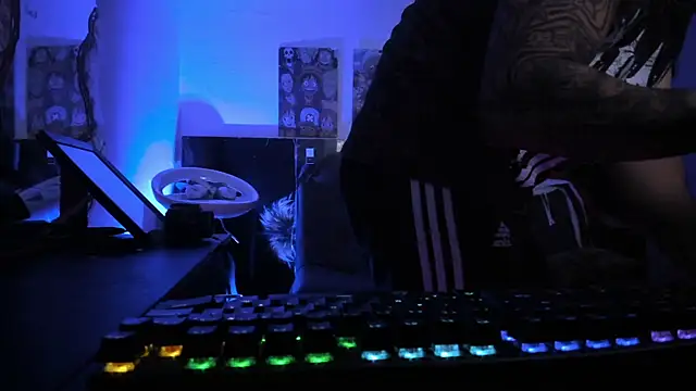 Sisoyalejo420 online show from November 2025 12:14:02 AM