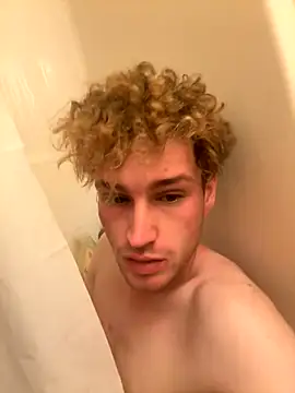 CreamyAustin online show from November 2025 01:38:02 AM