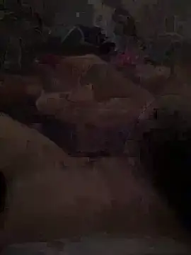 przystojniaczek30 online show from December 2025 07:21:01 PM