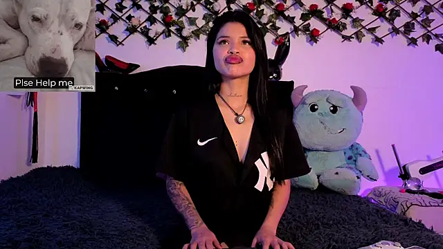 Alaia Asuka online show from December 2025 02:17:01 AM