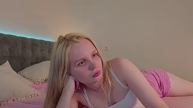 Beatrica Klein online show from July 2026 03:58:02 PM