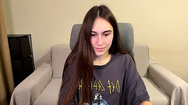 AliceKolltt online show from March 2026 08:26:02 PM