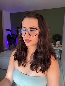 EmaSaenz online show from June 2026 10:03:02 PM