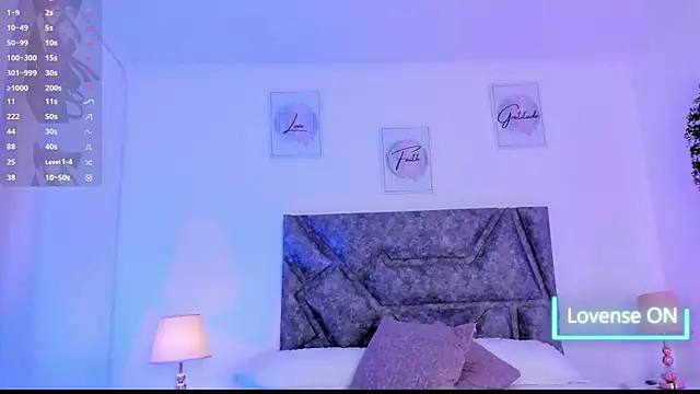 Snapshot of emilycat_777 chatting on October 2025 05:04:02 AM emilycat 777 online show from October 2025 05:04:02 AM