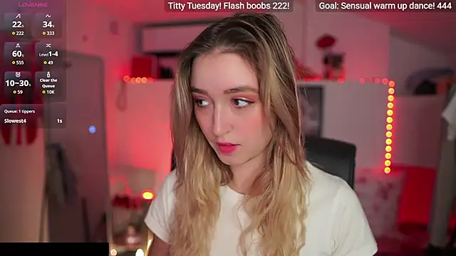 Snapshot of Alexis___Texas chatting on November 2025 02:32:01 PM Alexis Texas online show from November 2025 02:32:01 PM