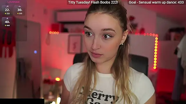 Snapshot of Alexis___Texas chatting on November 2025 02:17:01 PM Alexis Texas online show from November 2025 02:17:01 PM