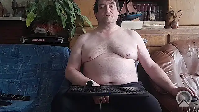 Snapshot of sympatrique chatting on November 2025 10:50:02 AM sympatrique online show from November 2025 10:50:02 AM