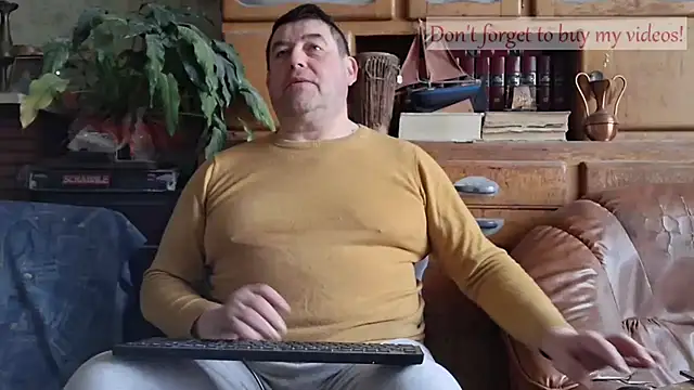 Snapshot of sympatrique chatting on November 2025 09:08:01 AM sympatrique online show from November 2025 09:08:01 AM