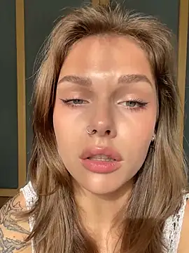 HumbleJess online show from October 2025 09:50:02 AM