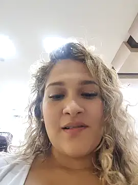 Sara smiiith211 online show from January 2025 10:48:01 PM