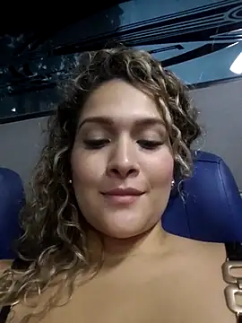 Sara smiiith211 online show from March 2025 11:14:01 PM