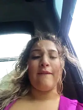 Sara smiiith211 online show from March 2025 10:56:01 PM